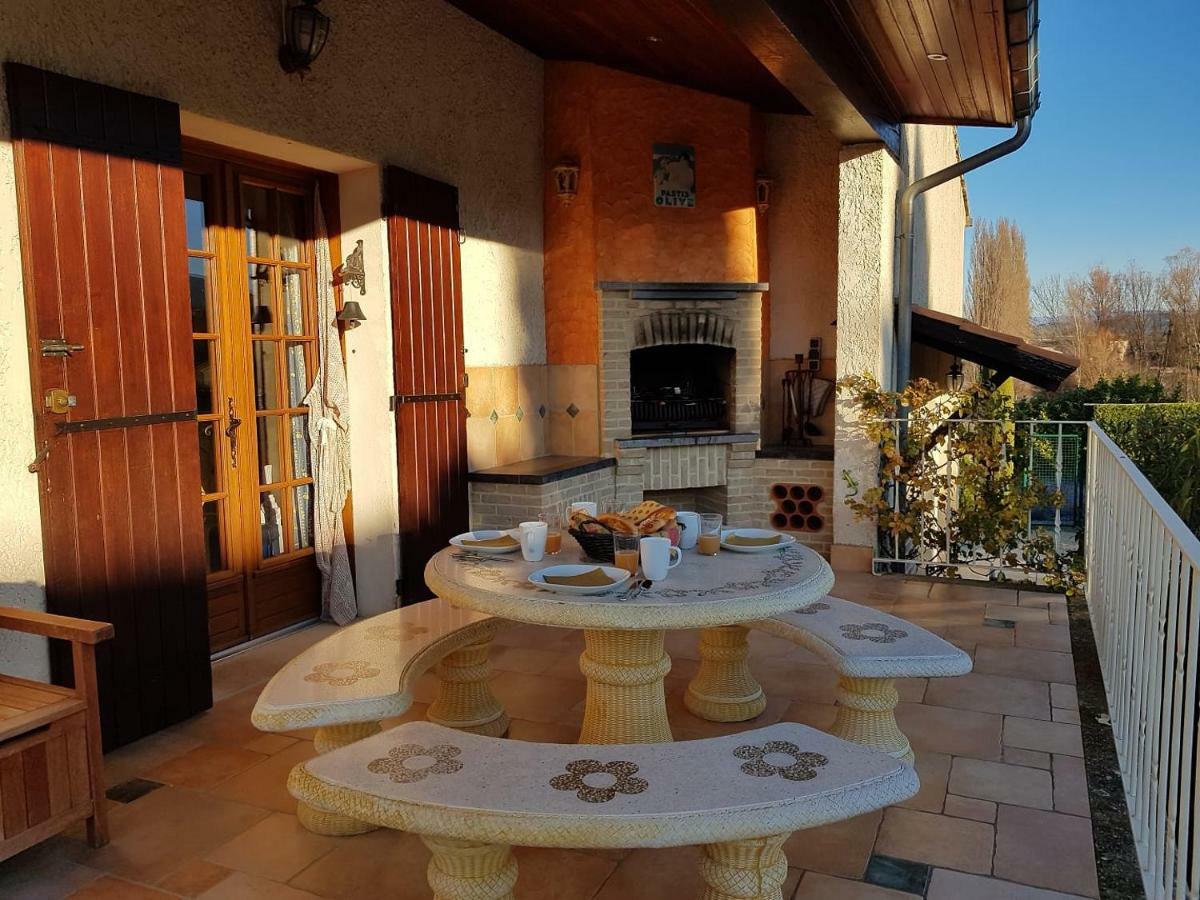 L'Abricotier Villa Malaucene Exterior photo